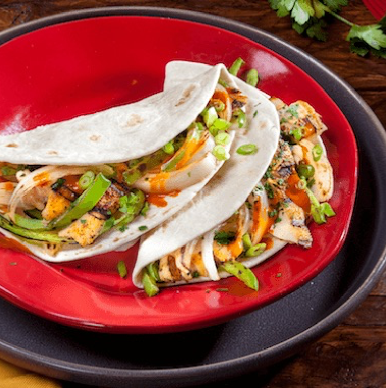 BLACKENED CHICKEN FAJITAS